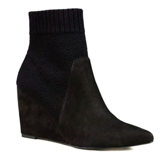 CECELIA NEW YORK Shoes - Cecelia New York
Renata Wedge Booties 